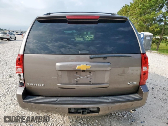 2013 Chevrolet Tahoe LT z VIN 1GNSCBE02DR364014, wystawiony jako Copart lot #57785315 z przebiegiem 149 977 mil mil oraz Szkoda całkowita • Salvage title. Historia ofert i sprzedaży dostępna na DreamBid. Obrazek 6.