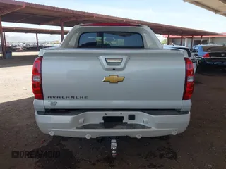 2013 Chevrolet Avalanche LTZ с VIN 3GNTKGE75DG144464, выставлен на аукционе IAAI как лот 42502256 с пробегом 116 237 миль миль и . История ставок и продаж доступна на DreamBid. Изображение 16.