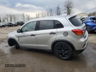 2019 Mitsubishi Outlander ES z VIN JA4AR3AU3KU022819, wystawiony jako Copart lot #48164425 z przebiegiem 61 965 mil mil oraz Szkody całkowita. Historia ofert i sprzedaży dostępna na DreamBid. Obrazek 2.