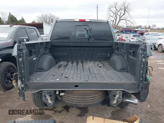 2015 Ford F-150 XLT with VIN 1FTEW1EG8FKE38679, listed as a IAAI auction lot 41526976 with 137,000 mi miles. Bid and sale history available at carsss.com. Image 17.