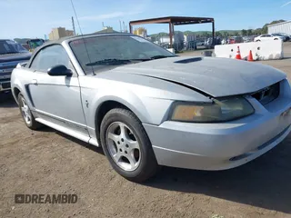 2000 Ford Mustang with VIN 1FAFP4445YF170265, listed as a IAAI auction lot 41629659 with 144,958 mi miles. Bid and sale history available at carsss.com. Image 1.