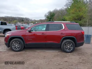 2017 GMC Acadia SLT z VIN 1GKKNMLS6HZ182183, wystawiony jako IAAI lot #42096853 z przebiegiem 126 925 mil mil oraz . Historia ofert i sprzedaży dostępna na DreamBid. Obrazek 14.