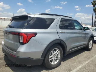 2025 Ford Explorer Active with VIN 1FMUK7DH9SGA20466, listed as a Copart auction lot 56994125 with 6,176 mi miles and Salvage title. Bid and sale history available at DreamBid. Image 3.