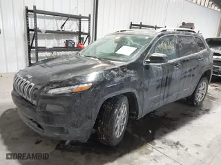 2017 Jeep Cherokee Latitude with VIN 1C4PJMCB7HW590660, listed as a IAAI auction lot 41611664 with 97,156 mi miles. Bid and sale history available at carsss.com. Image 17.