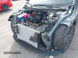 2024 Hyundai Ioniq 5 SE z VIN KM8KM4DE3RU335734, wystawiony jako IAAI lot #41657647 z przebiegiem 445 mil mil oraz . Historia ofert i sprzedaży dostępna na DreamBid. Obrazek 6.