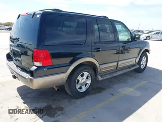 2004 Ford Expedition Eddie Bauer with VIN 1FMPU17L64LB37520, listed as a IAAI auction lot 41772378 with 305,126 mi miles. Bid and sale history available at carsss.com. Image 4.