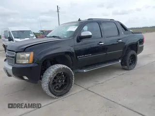 2008 Chevrolet Avalanche LTZ with VIN 3GNFK12348G145932, listed as a IAAI auction lot 42149307 with 1 mi miles. Bid and sale history available at carsss.com. Image 2.