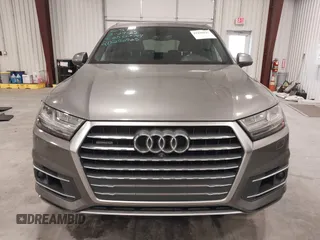 2017 Audi Q7 Premium Plus with VIN WA1LAAF73HD026692, listed as a IAAI auction lot 41938847 with 159,257 mi miles. Bid and sale history available at carsss.com. Image 12.