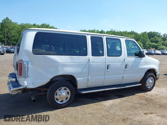 2013 Ford Econoline Passenger XL with VIN 1FBNE3BL6DDA13595, listed as a IAAI auction lot 42570942 with 135,652 mi miles and . Bid and sale history available at DreamBid. Image 13.