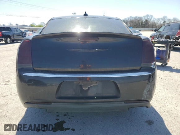 2015 Chrysler 300 Limited with VIN 2C3CCAAG8FH931134, listed as a Copart auction lot 50142085 with 190,143 mi miles and Clean Title. Bid and sale history available at carsss.com. Image 6.