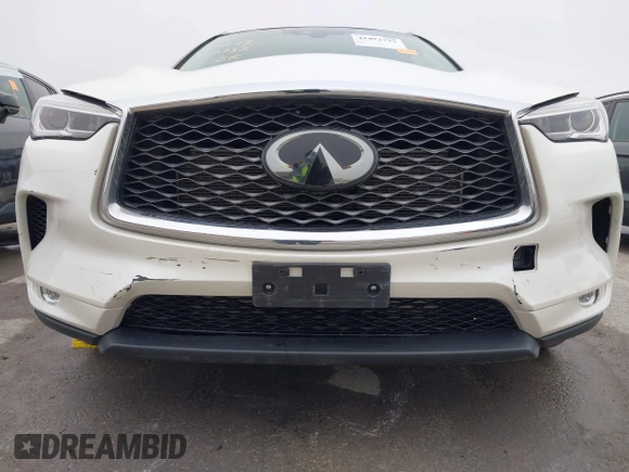 2020 Infiniti QX50 Luxe z VIN 3PCAJ5M15LF105513, wystawiony jako IAAI lot #41492732 z przebiegiem 71 576 mil mil oraz . Historia ofert i sprzedaży dostępna na DreamBid. Obrazek 20.