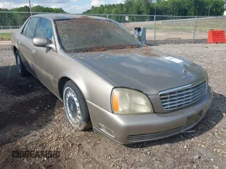 2002 Cadillac DeVille z VIN 1G6KD54Y42U206026, wystawiony jako IAAI lot #42209067 z przebiegiem Nie podano mil oraz . Historia ofert i sprzedaży dostępna na DreamBid. Obrazek 1.