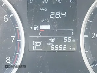 2020 Nissan Kicks S z VIN 3N1CP5BV1LL544239, wystawiony jako IAAI lot #42071513 z przebiegiem 89 921 mil mil oraz . Historia ofert i sprzedaży dostępna na DreamBid. Obrazek 16.