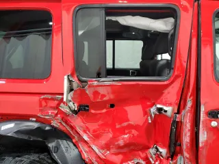 2025 Jeep Wrangler Sahara с VIN 1C4PJXEN8SW575908, выставлен на аукционе Copart как лот 61501965 с пробегом 6 989 миль миль и Чистый • Clean title. История ставок и продаж доступна на DreamBid. Изображение 11.