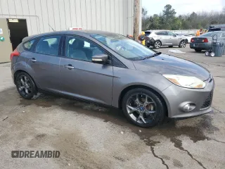2013 Ford Focus SE with VIN 1FADP3K21DL153204, listed as a Copart auction lot 49231735 with 135,345 mi miles and Salvage Title. Bid and sale history available at carsss.com. Image 4.