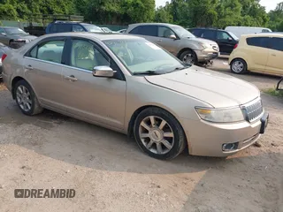 2008 Lincoln MKZ with VIN 3LNHM26T18R601624, listed as a IAAI auction lot 42403661 with 197,415 mi miles and . Bid and sale history available at DreamBid. Image 1.