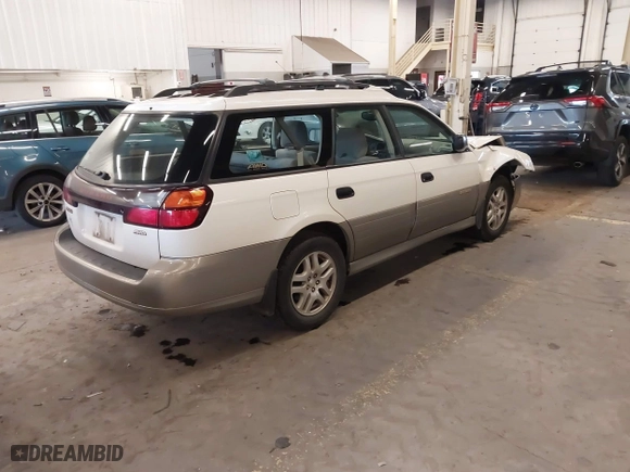 2001 Subaru Legacy Wagon Outback w/RL Equip with VIN 4S3BH675417607775, listed as a IAAI auction lot 41777720 with 181,399 mi miles. Bid and sale history available at carsss.com. Image 4.