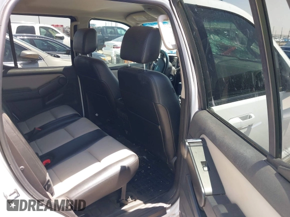 2007 Ford Explorer Sport Trac Limited с VIN 1FMEU33K57UA17903, выставлен на аукционе IAAI как лот 42492903 с пробегом Не указан миль и . История ставок и продаж доступна на DreamBid. Изображение 8.