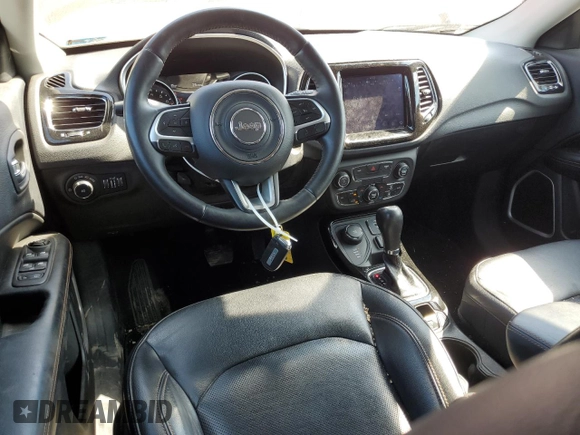 2018 Jeep Compass Limited with VIN 3C4NJDCB5JT281286, listed as a Copart auction lot 56836325 with 64,833 mi miles and Salvage title. Bid and sale history available at DreamBid. Image 8.