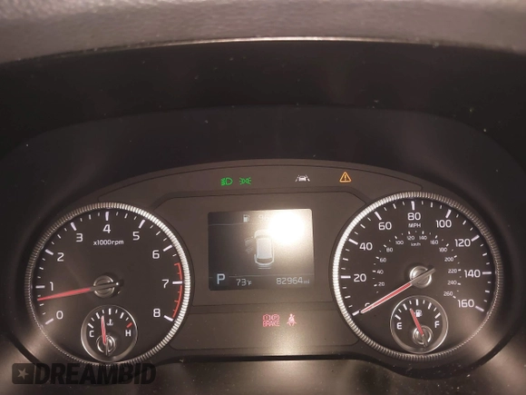 2020 Kia Telluride LX z VIN 5XYP24HC3LG008929, wystawiony jako IAAI lot #42242220 z przebiegiem 82 964 mil mil oraz . Historia ofert i sprzedaży dostępna na DreamBid. Obrazek 7.