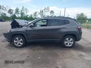 2018 Jeep Compass Latitude with VIN 3C4NJDBB6JT342520, listed as a IAAI auction lot 42464673 with 66,680 mi miles and . Bid and sale history available at DreamBid. Image 14.