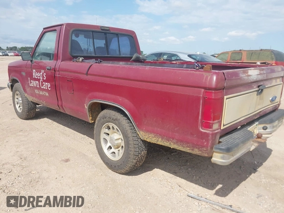 1992 Ford Ranger with VIN 1FTCR10A0NUA56005, listed as a IAAI auction lot 42005067 with 3,439 mi miles. Bid and sale history available at carsss.com. Image 3.