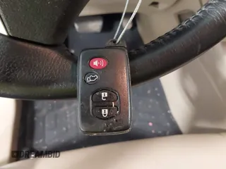 2013 Toyota Highlander Limited z VIN 5TDYK3EH1DS121622, wystawiony jako IAAI lot #42272380 z przebiegiem 191 400 mil mil oraz . Historia ofert i sprzedaży dostępna na DreamBid. Obrazek 11.