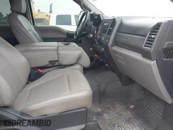 2021 Ford Super Duty F-250 SRW XL with VIN 1FT7X2B65MEC39074, listed as a IAAI auction lot 42086381 with 158,099 mi miles. Bid and sale history available at carsss.com. Image 5.