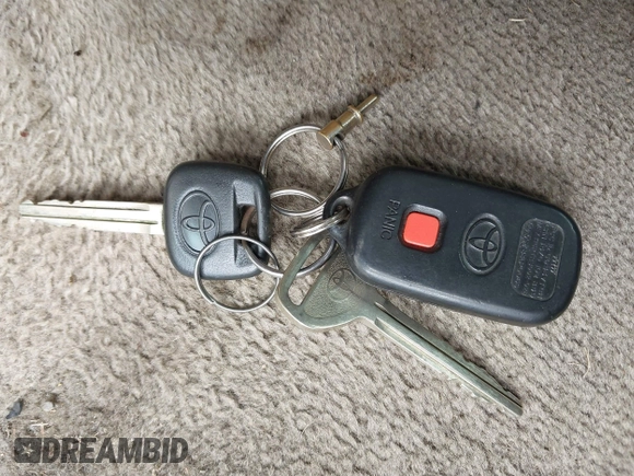 2005 Toyota Camry STD z VIN 4T1BE32K55U005622, wystawiony jako IAAI lot #42418784 z przebiegiem 196 077 mil mil oraz . Historia ofert i sprzedaży dostępna na DreamBid. Obrazek 11.