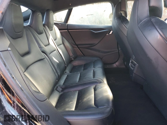 2019 Tesla Model S 100D с VIN 5YJSA1E45KF330891, выставлен на аукционе Copart как лот 48133005 с пробегом 53 018 миль миль и Списание • Salvage title. История ставок и продаж доступна на DreamBid. Изображение 12.