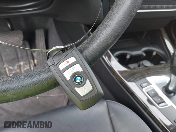 2014 BMW X3 xDrive28i with VIN 5UXWX9C57E0D42183, listed as a IAAI auction lot 42147520 with 121,266 mi miles and . Bid and sale history available at DreamBid. Image 11.