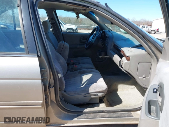 1998 Chevrolet Lumina with VIN 2G1WL52M9W9242713, listed as a IAAI auction lot 41646764 with 262,159 mi miles and . Bid and sale history available at DreamBid. Image 5.