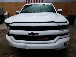 2018 Chevrolet Silverado 1500 LT with VIN 1GCVKREC8JZ233404, listed as a Copart auction lot 50400745 with 67,035 mi miles and Salvage Title. Bid and sale history available at carsss.com. Image 5.