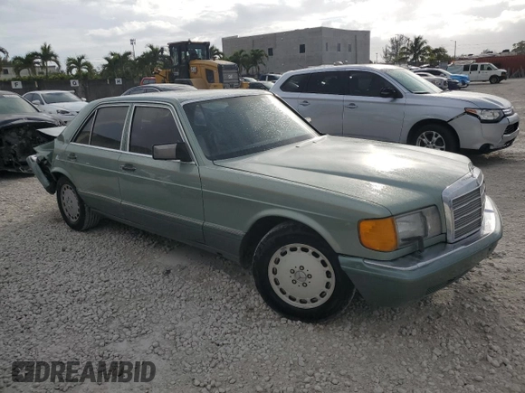 1989 Mercedes-Benz 300 with VIN WDBCA24D0KA457759, listed as a Copart auction lot 47920625 with 174,332 mi miles and Salvage Title. Bid and sale history available at DreamBid. Image 4.