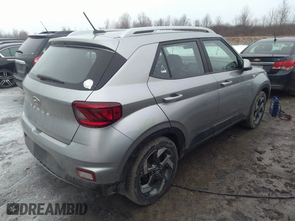 2024 Hyundai Venue Limited with VIN KMHRC8A30RU300497, listed as a IAAI auction lot 41732907 with 8,104 mi miles and . Bid and sale history available at DreamBid. Image 4.