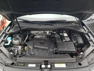 2022 Volkswagen Tiguan S z VIN 3VV1B7AX0NM131082, wystawiony jako Copart lot #47800415 z przebiegiem 59 966 mil mil oraz Szkoda całkowita • Salvage title. Historia ofert i sprzedaży dostępna na DreamBid. Obrazek 12.