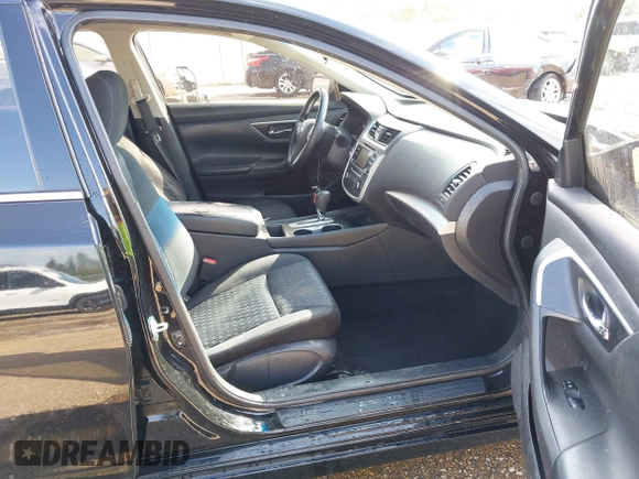 2017 Nissan Altima 2.5 SV with VIN 1N4AL3AP2HC177593, listed as a IAAI auction lot 41918149 with 173,257 mi miles. Bid and sale history available at carsss.com. Image 5.