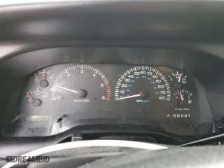 1998 Dodge Ram 1500 with VIN 3B7HF13Z7WG234044, listed as a Copart auction lot 44565195 with 194,353 mi miles and Salvage Title. Bid and sale history available at carsss.com. Image 9.