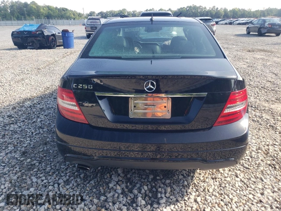 2013 Mercedes-Benz C 250 Sport с VIN WDDGF4HB7DR279741, выставлен на аукционе Copart как лот 61191085 с пробегом 132 198 миль миль и Списание • Salvage title. История ставок и продаж доступна на DreamBid. Изображение 6.