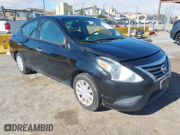 2017 Nissan Versa S Plus z VIN 3N1CN7AP1HL883983, wystawiony jako IAAI lot #42797132 z przebiegiem 179 584 mil mil oraz . Historia ofert i sprzedaży dostępna na DreamBid. Obrazek 1.