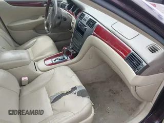 2004 Lexus ES 350 z VIN JTHBA30G245035134, wystawiony jako IAAI lot #42197303 z przebiegiem 191 359 mil mil oraz . Historia ofert i sprzedaży dostępna na DreamBid. Obrazek 5.