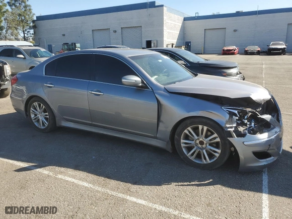 2014 Hyundai Genesis 3.8L with VIN KMHGC4DD9EU264887, listed as a Copart auction lot 46945255 with 193,252 mi miles and Clean Title. Bid and sale history available at carsss.com. Image 4.