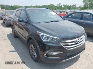 2017 Hyundai Santa Fe 2.4L z VIN 5NMZUDLB4HH035216, wystawiony jako IAAI lot #42411588 z przebiegiem 55 397 mil mil oraz . Historia ofert i sprzedaży dostępna na DreamBid. Obrazek 1.