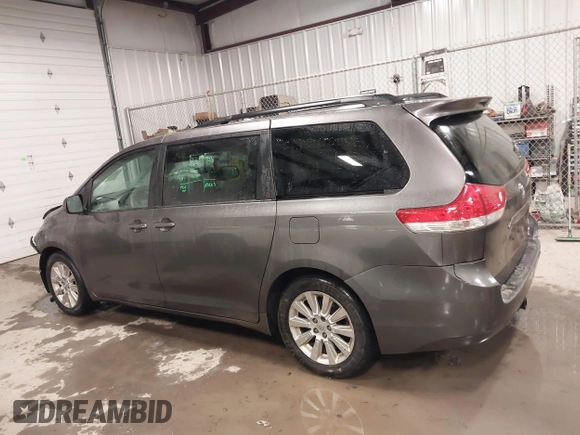 2011 Toyota Sienna LE with VIN 5TDJK3DC2BS013045, listed as a IAAI auction lot 41127037 with 239,401 mi miles. Bid and sale history available at carsss.com. Image 15.
