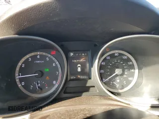 2018 Hyundai Santa Fe 2.4L z VIN 5XYZTDLB5JG568579, wystawiony jako Copart lot #82534794 z przebiegiem 130 032 mil mil oraz Szkoda całkowita • Salvage title. Historia ofert i sprzedaży dostępna na DreamBid. Obrazek 9.