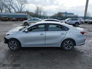 2019 Kia Forte LXS with VIN 3KPF24AD0KE131548, listed as a IAAI auction lot 41811241 with 51,664 mi miles. Bid and sale history available at carsss.com. Image 14.