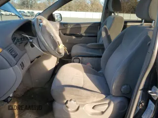 2004 Toyota Sienna CE with VIN 5TDZA23C14S027488, listed as a Copart auction lot 50285775 with 147,541 mi miles and Non Repairable. Bid and sale history available at carsss.com. Image 7.