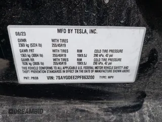 2023 Tesla Model Y Long Range z VIN 7SAYGDEE2PF863200, wystawiony jako IAAI lot #41805168 z przebiegiem 25 480 mil mil oraz . Historia ofert i sprzedaży dostępna na DreamBid. Obrazek 9.