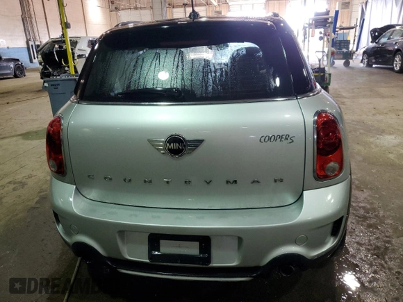 2015 MINI Countryman S with VIN WMWZC5C5XFWP44081, listed as a Copart auction lot 50921115 with 85,643 mi miles and Clean Title. Bid and sale history available at DreamBid. Image 6.