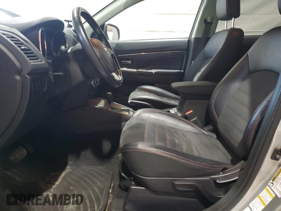 2018 Mitsubishi Outlander SE with VIN JA4AP3AW6JU000531, listed as a Copart auction lot 58259075 with 125,853 mi miles and Clean title. Bid and sale history available at DreamBid. Image 7.